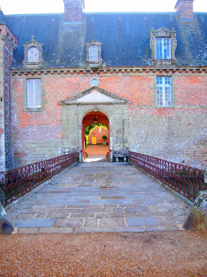 Le Beauregard Bed and Breakfast Rânes Exteriör bild