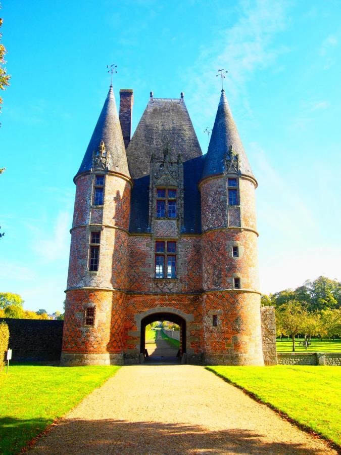 Le Beauregard Bed and Breakfast Rânes Exteriör bild